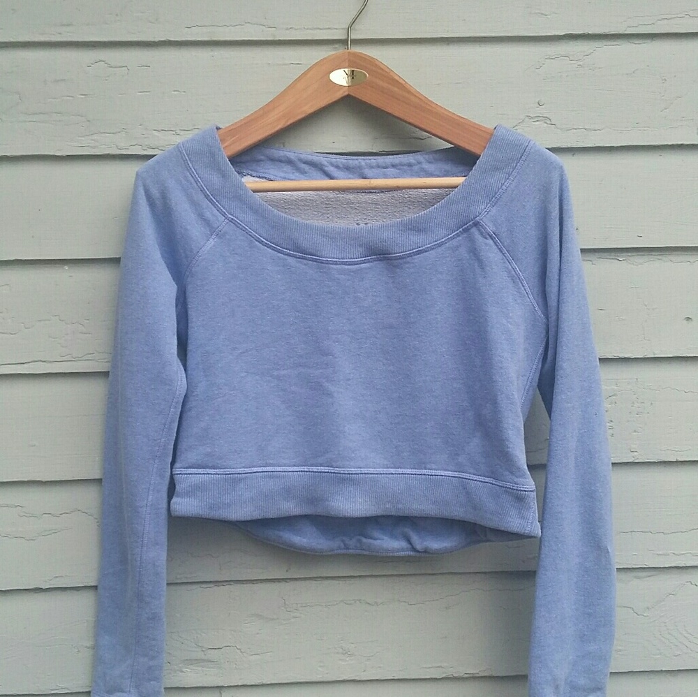 Lululemon cropped sweatshirt